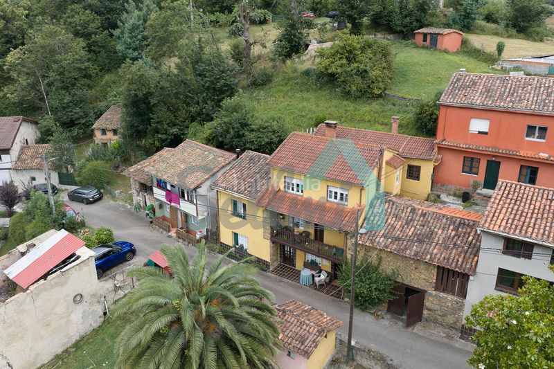 Foto ca86941b-e5e0-4636-ab9d-7c5fe29e9aa7. Casa adossada amb calefacció a La Felguera Langreo