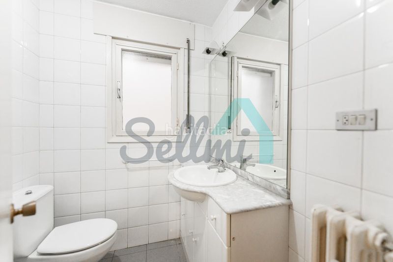 Foto dc713d75-1300-4a40-a00c-077451452049. Piso en Centro Avilés