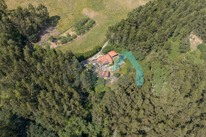 Foto 658ce8ab-57c8-4519-9d95-c3e75f0fd61a. Casa amb calefacció piscina a Pravia