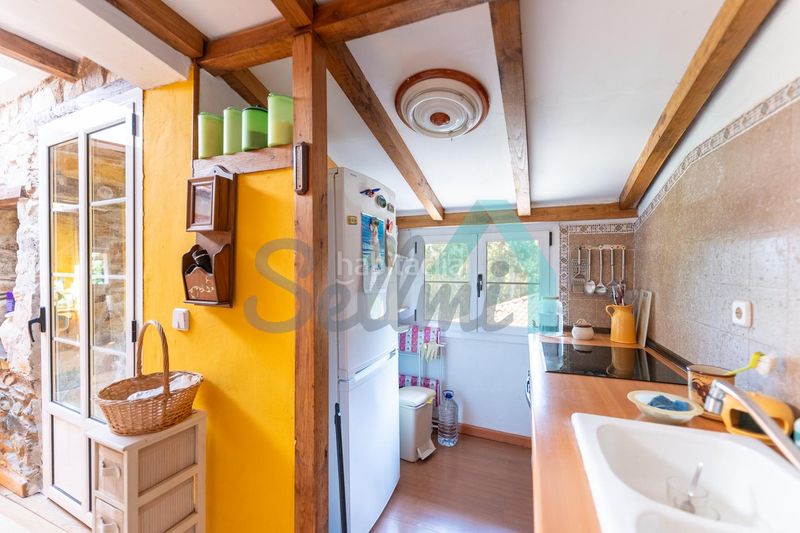 Foto dcbdec0d-2593-449b-b6a9-e222cd4a66fb. Casa amb calefacció piscina a Pravia