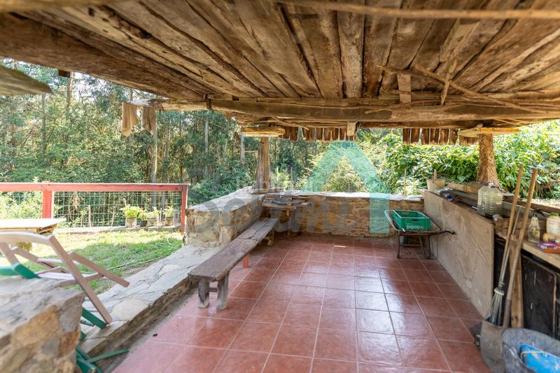 Foto df7680e7-bbf1-43fe-afad-a4078a2b92b8. Casa amb calefacció piscina a Pravia
