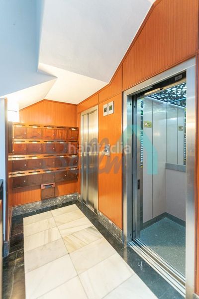 Foto d24dee91-94e8-4e36-b05f-a7b20b700968. Piso en Centro Gijón