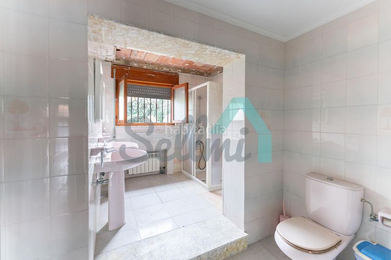 Foto 29bf5b0d-2849-4823-8057-227544183074. Casa amb calefacció aparcament a Cué-San Roque-Andrín Llanes