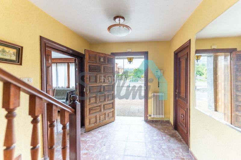 Foto 8d658936-eed0-4099-a9e5-3fbe81e2e421. Casa amb calefacció aparcament a Cué-San Roque-Andrín Llanes