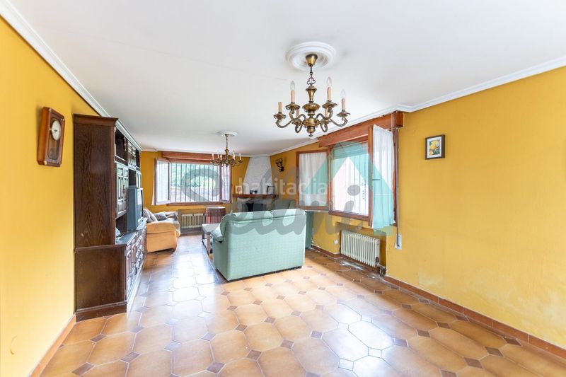 Foto ac795f23-d5ea-4f71-806b-c98b51450207. Casa amb calefacció aparcament a Cué-San Roque-Andrín Llanes