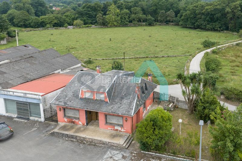 Foto b4f3ebca-23e4-4db9-865b-137045263c95. Casa amb calefacció aparcament a Cué-San Roque-Andrín Llanes