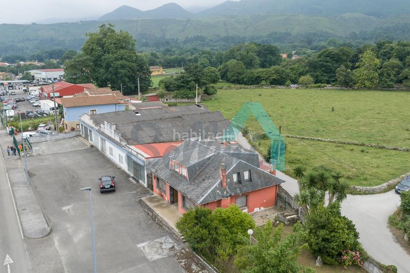 Foto d843ac9c-d96b-48e8-b339-f7a0390bfe4c. Casa amb calefacció aparcament a Cué-San Roque-Andrín Llanes