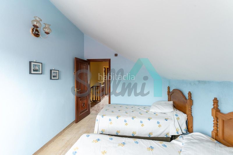 Foto fcd2e3bd-b5ed-46c8-bbcb-acdb1f69d19c. Casa amb calefacció aparcament a Cué-San Roque-Andrín Llanes
