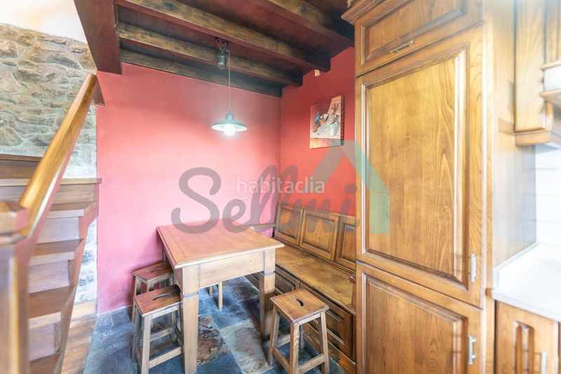 Foto 468f32d8-9fe1-4ab4-bb54-b834c7fe4bb1. Casa en Morcín