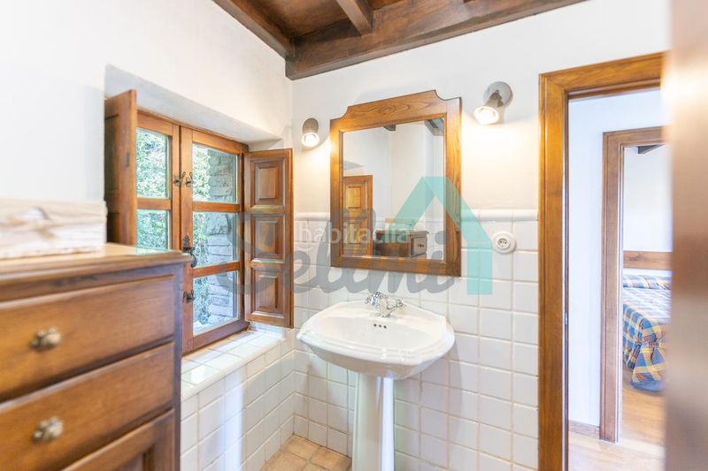 Foto 6c7ba625-7b90-41dd-a9a1-84c116d32530. Casa en Morcín