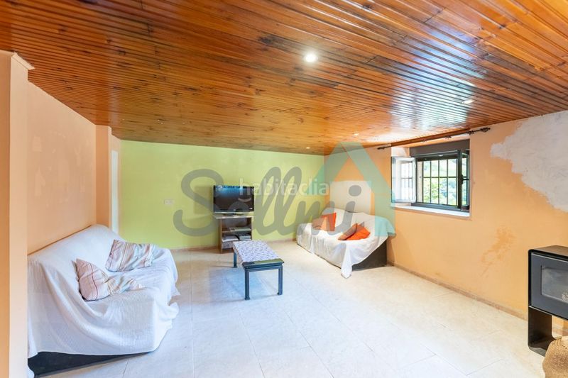 Foto 0deacf1b-8bd0-4c8d-8505-a41c15f4540f. Casa a Tineo