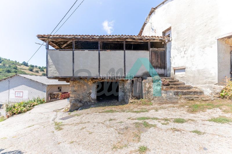Foto 30189922-c0b5-420d-adf0-3cb18363cda7. Casa a Tineo