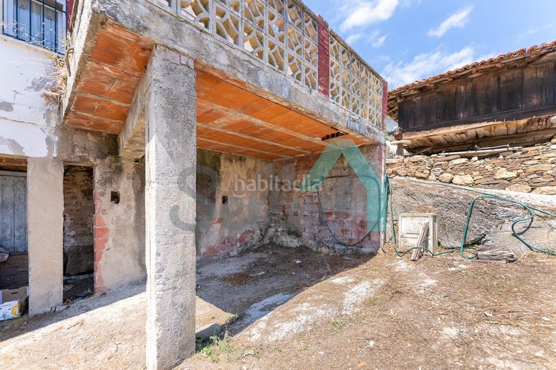 Foto b48da047-96d6-4ea8-a97c-56ab9763f45d. Casa a Tineo