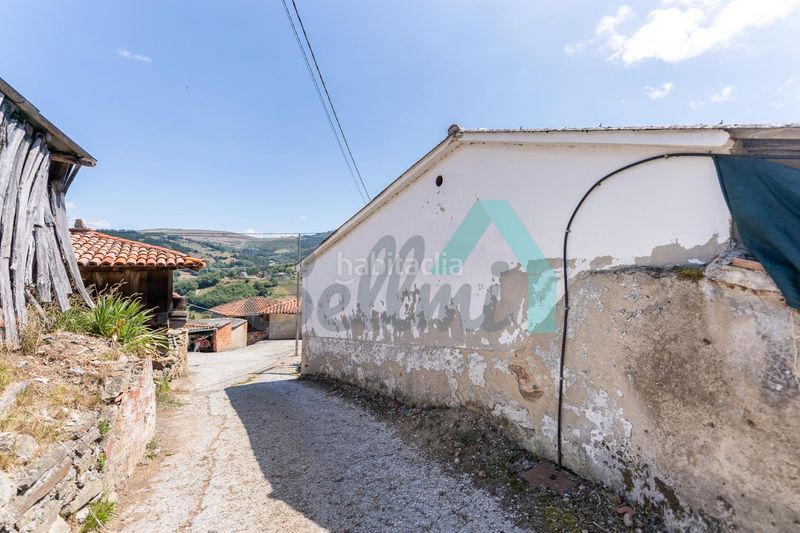 Foto f3dd8f36-9d55-4dc3-a692-a7e8891541a9. Casa a Tineo
