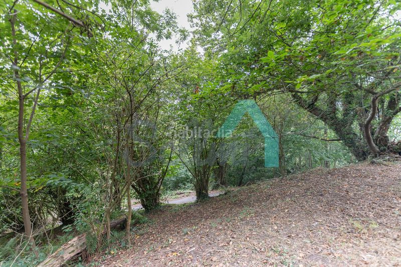 Foto ff85d392-9282-48aa-b69f-e3817db2a2fb. Casa a Parroquias Sur - La Manjoya Oviedo
