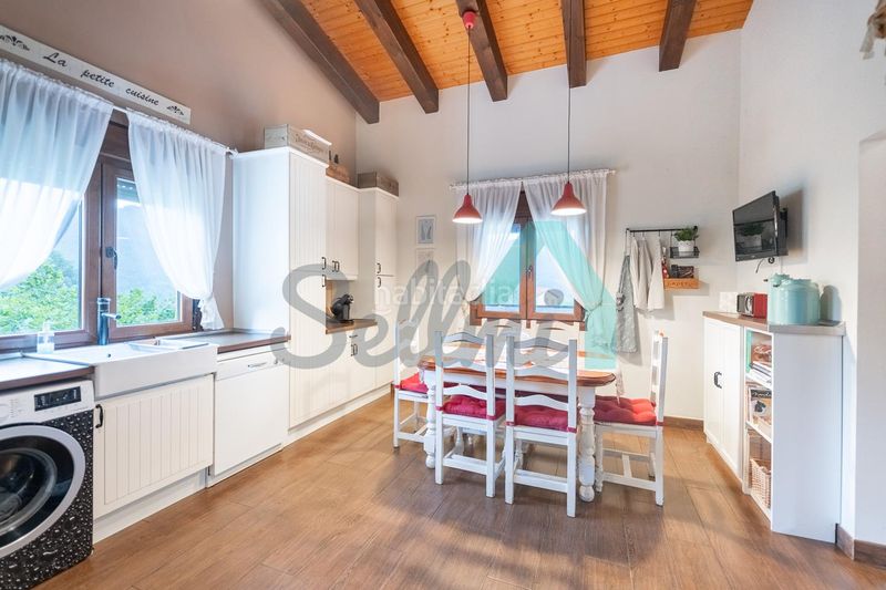 Foto 7c698612-e494-4042-a3fa-f4a372fe9754. Casa amb calefacció a Ribadesella