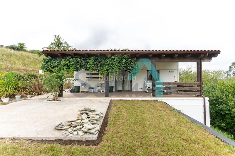 Foto ac274dc8-b1c5-45eb-9a04-f3dc1607a487. Casa amb calefacció a Ribadesella