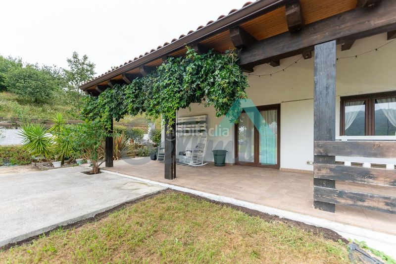 Foto b74cecb8-3377-48b2-9fd1-565793e9f8ff. Casa amb calefacció a Ribadesella