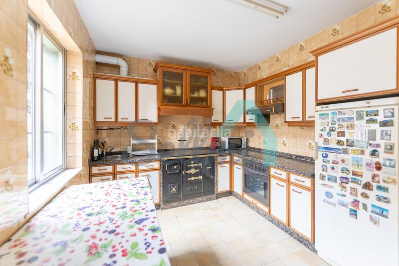 Foto 41b3a5cc-1185-4cd5-b965-a8d4fcc0fad7. Casa amb calefacció a Parroquias Norte - Naranco Oviedo
