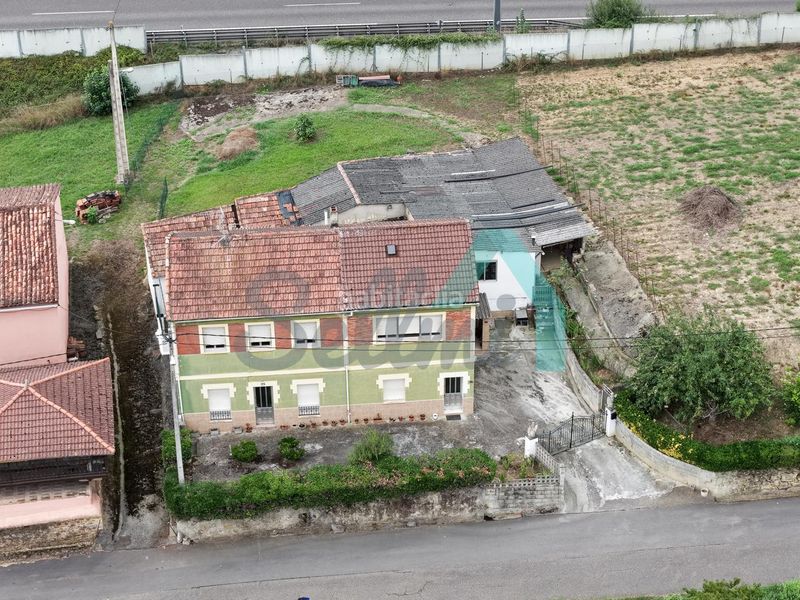 Foto 4f1d6745-7a22-4767-b13f-ea732f46340b. Casa amb calefacció a Parroquias Norte - Naranco Oviedo