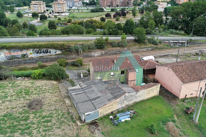 Foto 84c5c662-8770-470d-a3b7-9616d49a4709. Casa amb calefacció a Parroquias Norte - Naranco Oviedo