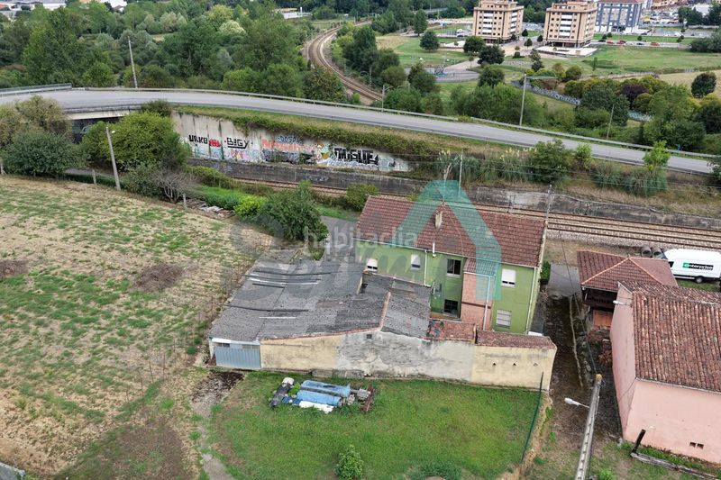 Foto a02ad233-9c95-4772-ad6e-2d30180540e6. Casa amb calefacció a Parroquias Norte - Naranco Oviedo