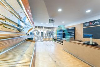 Local Comercial a Calle Fray Ceferino