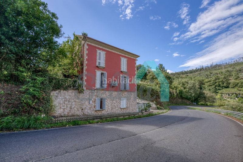 Foto a665d820-063f-4570-93af-b9f85e273cda. Casa amb calefacció a Coaña