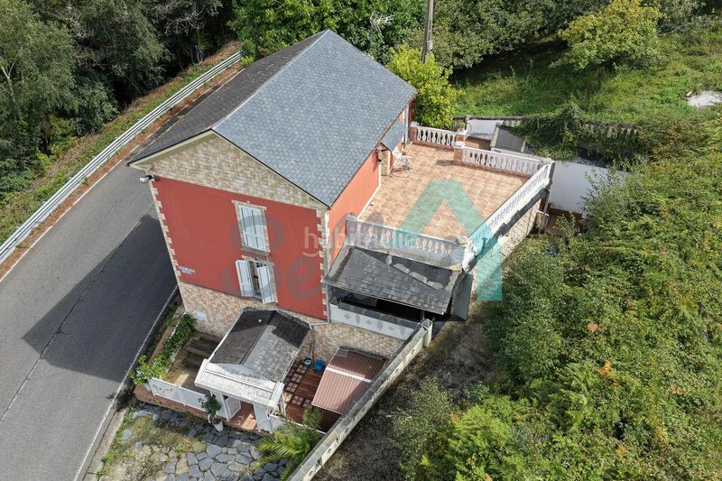 Foto ef5f2ea0-f2cc-4f0f-aa6c-bec70edd5513. Casa amb calefacció a Coaña