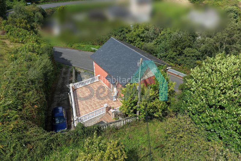 Foto fd79070b-59c7-4a4f-b22b-97fe46fd8205. Casa amb calefacció a Coaña