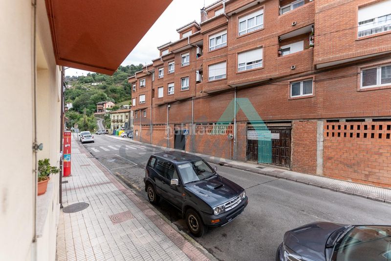 Foto 7edd9fa5-2bcd-4d0d-8341-ee226439435b. Planta baixa amb calefacció a Aller