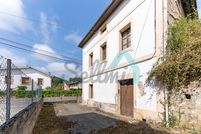 Foto 96f59690-c4b8-4eac-93b1-45210c148a79. Casa a Cangas de Onís