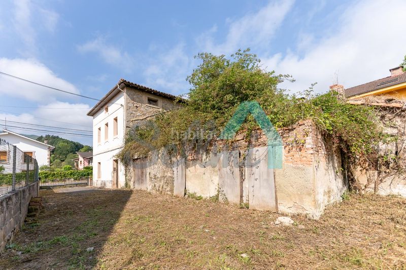 Foto a8840129-e1e2-4803-9c9f-d39d9edffeda. Casa a Cangas de Onís