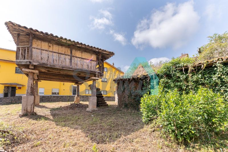 Foto d728e1c8-58ba-48e0-bcbc-bef13c2230cf. Casa a Cangas de Onís