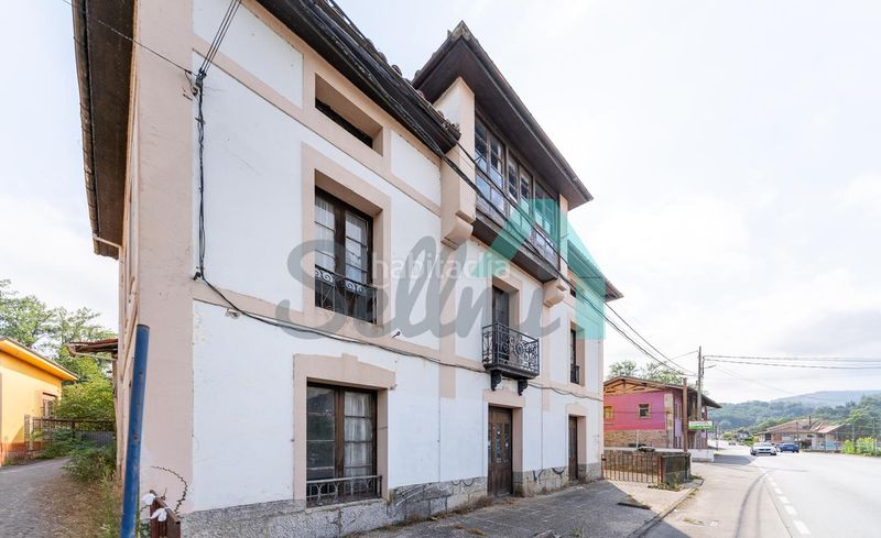 Foto dfd91f9b-f9fd-4145-8fe3-9d423c564f60. Casa a Cangas de Onís