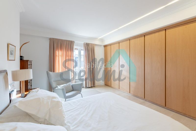Foto a365188a-cc44-4383-8f31-64f6e2ac35e9. Flat with heating in Salesas - Foncalada - Campoamor Oviedo