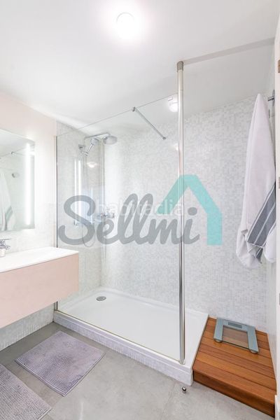 Foto fb477b8b-49f1-4611-a40c-813f0e35bf30. Flat with heating in Salesas - Foncalada - Campoamor Oviedo