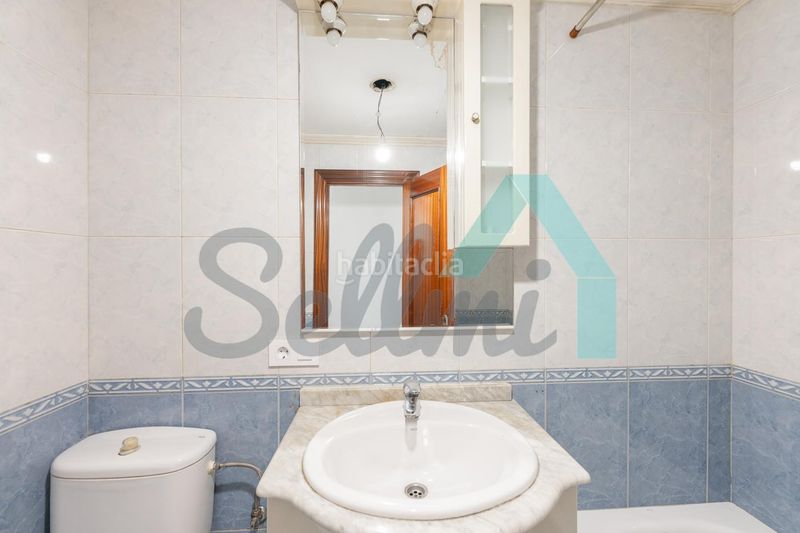Foto 0f38c379-5488-4d67-954a-41ddc89e57f5. Flat in La Calzada Gijón