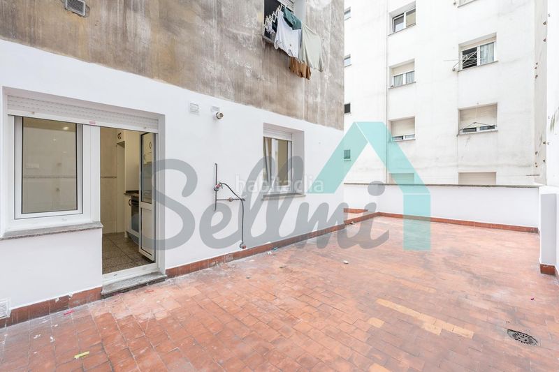 Foto c6abb7a3-845e-4c3e-bfe6-1bd768a3f1ea. Flat in La Calzada Gijón