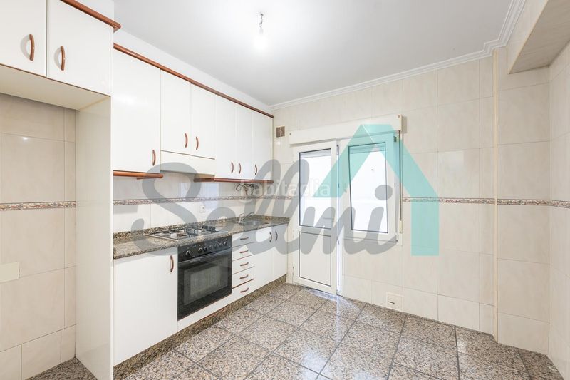 Foto e9fe7e45-9b05-431a-895d-2f4918ce88a8. Flat in La Calzada Gijón
