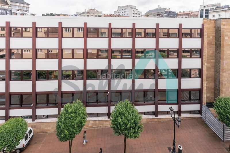Foto d6458b0e-2c1b-471b-9cd4-56af4f218621. Pis amb calefacció aparcament a Salesas - Foncalada - Campoamor Oviedo