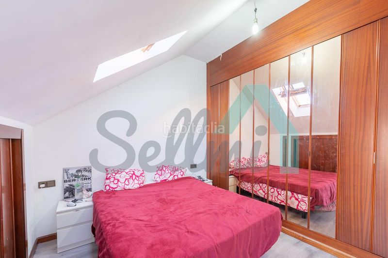 Foto d4a03ff5-a3cf-4b15-92d8-1046f40559e7. Flat with heating in Perchera Gijón