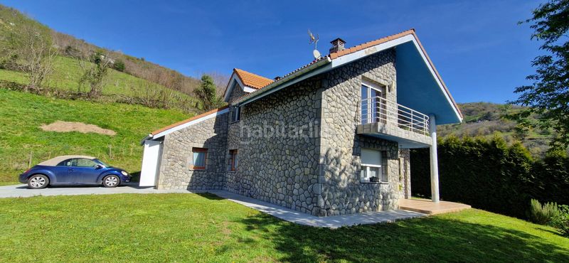 Foto 03c914fe-27bb-4456-b952-2ea6ddaa540e. Casa amb calefacció aparcament a Riosa