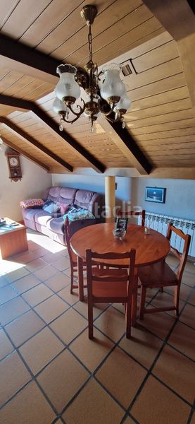 Foto f9ae97fb-c54d-4bc2-a472-eb6c42d19cb1. Casa amb calefacció aparcament a Riosa