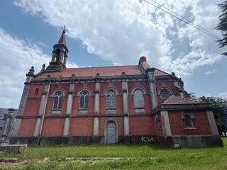 Casa  Calle secundino roces riera. Inmueble situado en el polígono de asipo denominado "la iglesia