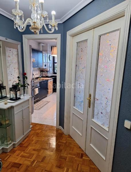 Foto f42f737c-59ab-41bc-b838-9c3b82edb7d8. Duplex con riscaldamento parcheggio in Colloto Oviedo