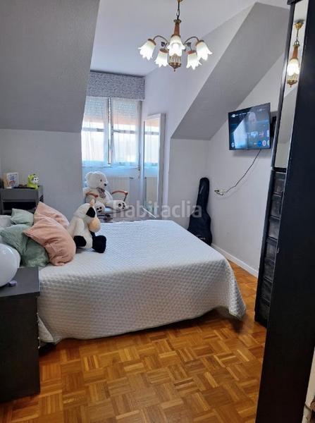 Foto fd0937ed-37bd-426c-9e97-0718d60f693a. Duplex con riscaldamento parcheggio in Colloto Oviedo