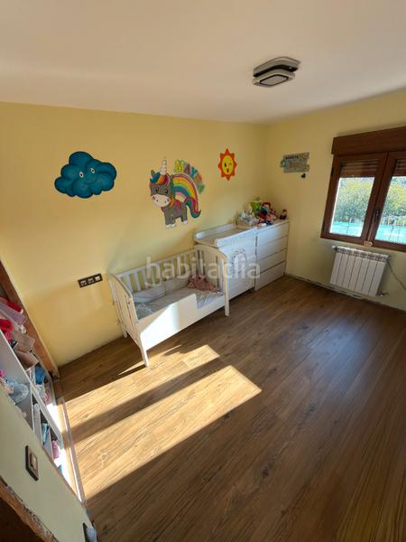 Foto 1be1bbd3-4aff-4777-9ef7-d44e66904682. Chalet con camino riscaldamento parcheggio in la pola Siero Siero