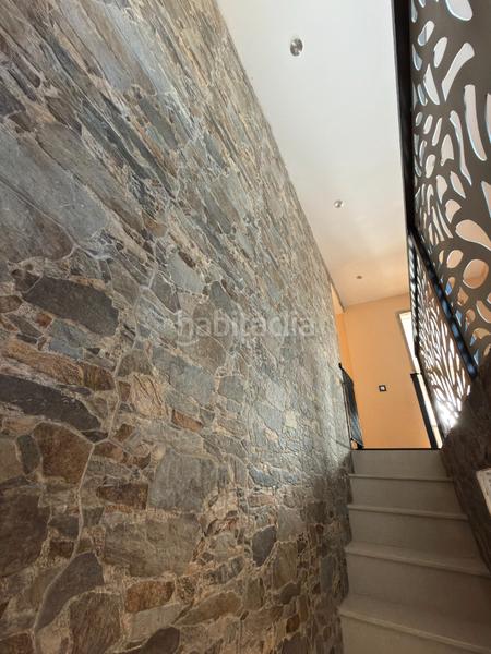 Foto b2776ea2-66c4-4a30-a3c4-647ff1131c5a. Chalet con camino riscaldamento parcheggio in la pola Siero Siero