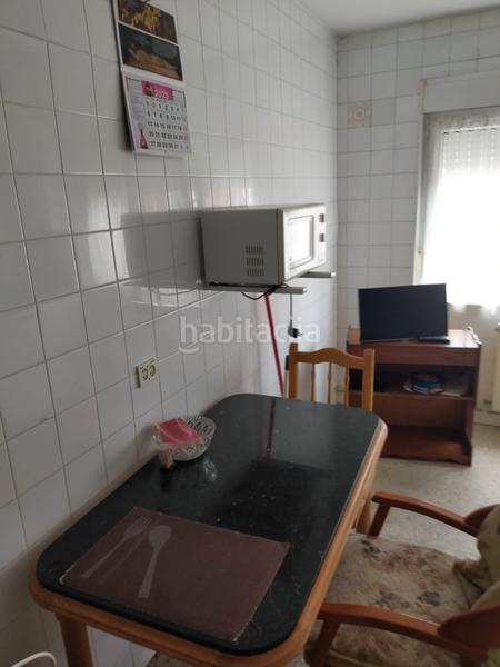 Foto e0fb0bb3-1282-4598-8a89-9fe3a0a881bd. Etagenwohnung mit heizung in El Coto Gijón
